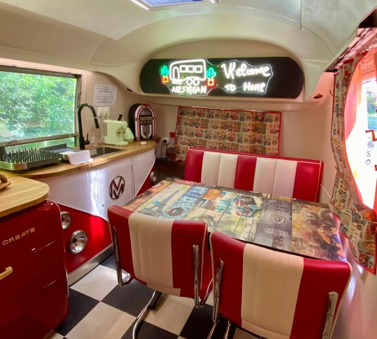 Διαμέρισμα Le Clos De Tanvol - Parking Prive Gratuit- Terrasse Privee - Climatisation - Caravane Airstream Viriat
